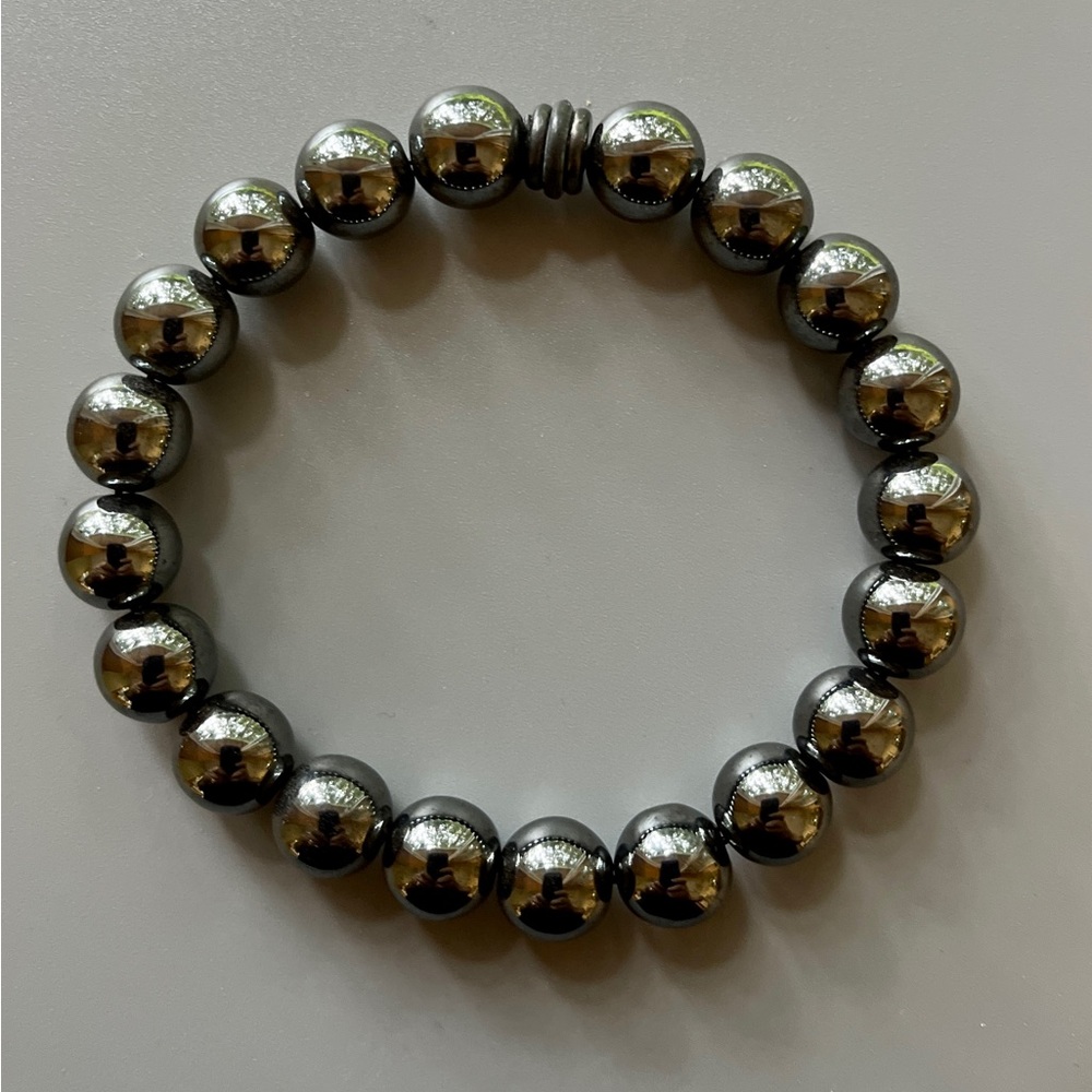 Black Hematite Handcrafted Bead Bracelet - Picture 4 of 7